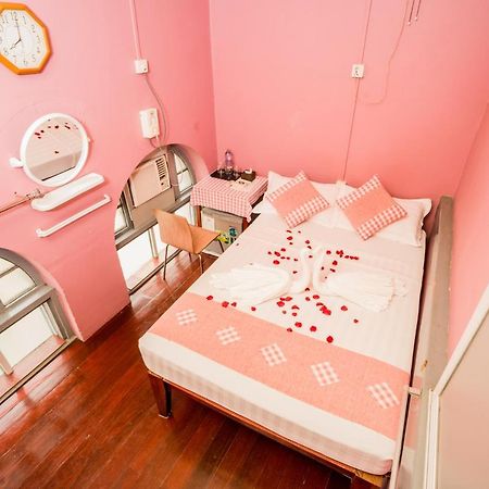 The Sat Yangon Hostel Ngoại thất bức ảnh