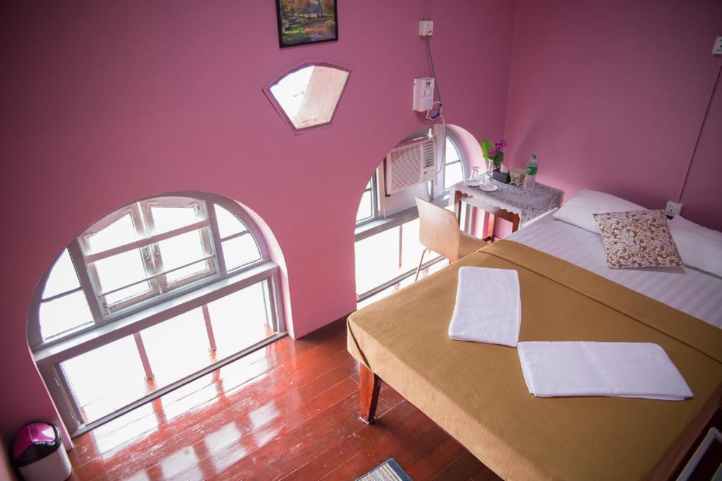 The Sat Yangon Hostel Phòng bức ảnh