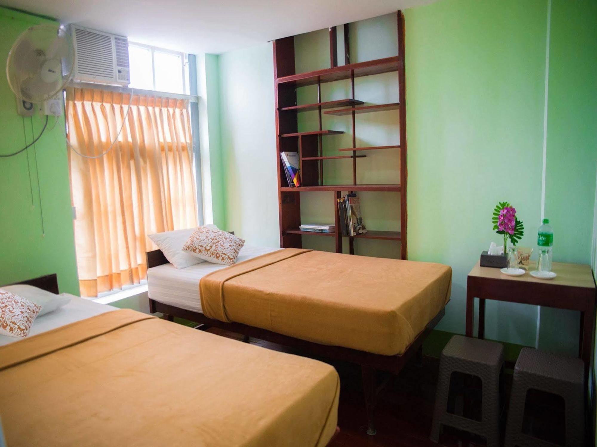The Sat Yangon Hostel Ngoại thất bức ảnh