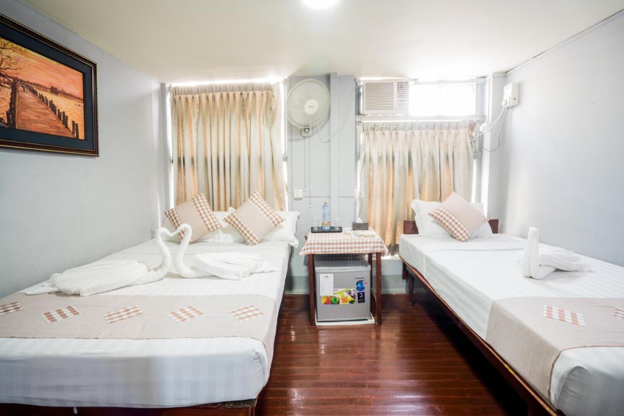 The Sat Yangon Hostel Ngoại thất bức ảnh