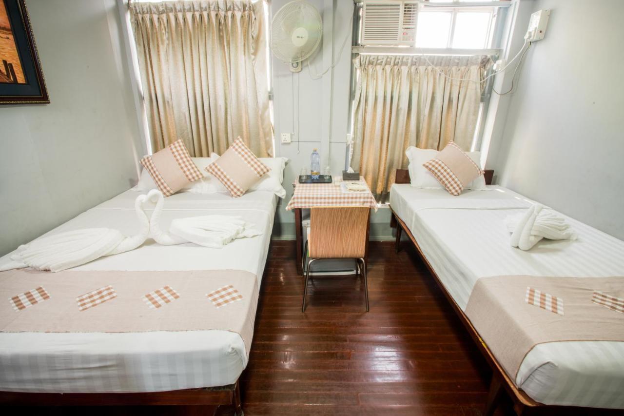 The Sat Yangon Hostel Ngoại thất bức ảnh